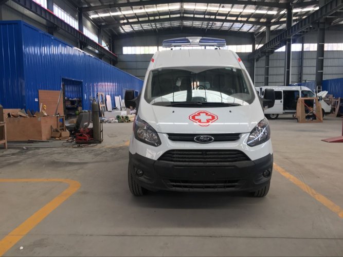 河南信陽普仁中西醫(yī)結合醫(yī)院訂購的江鈴新全順醫(yī)療救護車已發(fā)車